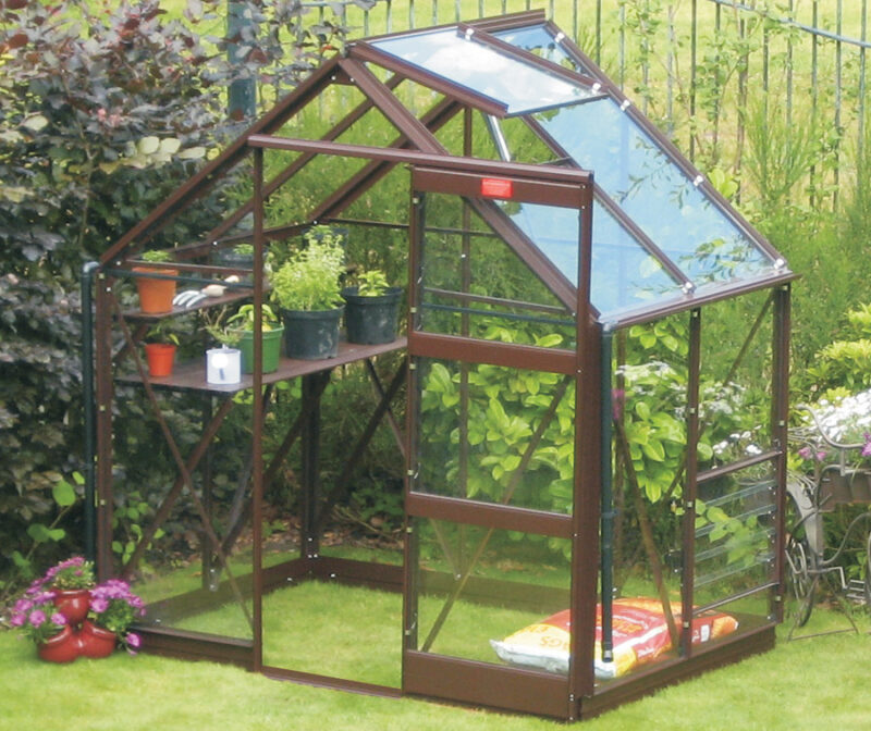 Clear Polycarbonate greenhouse